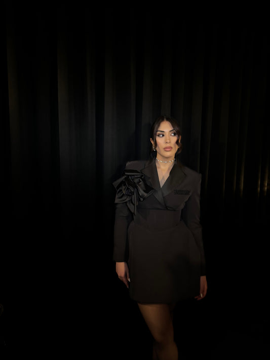 Blazer Couture – Eleganza Scultorea